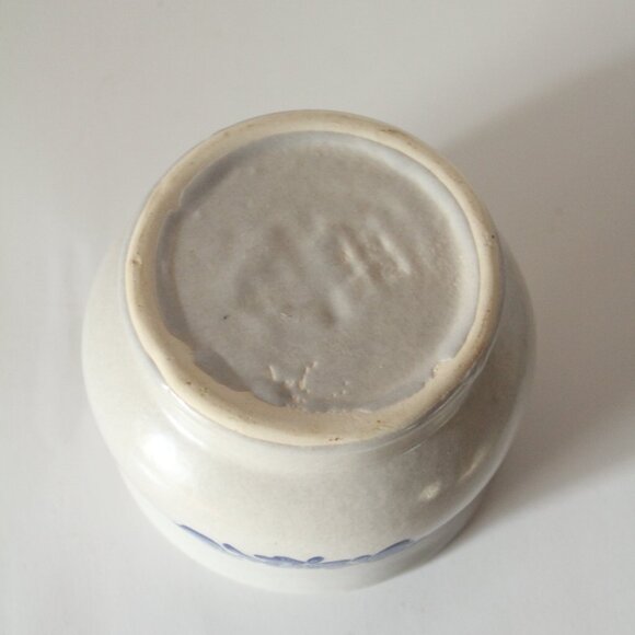 Pfaltzgraff Yorktowne Sugar Bowl No Lid 3" - Picture 2 of 2